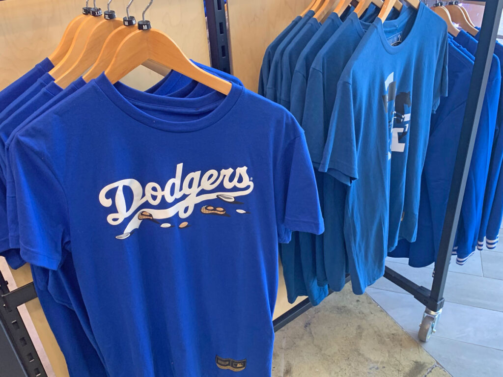 dodgers peanuts